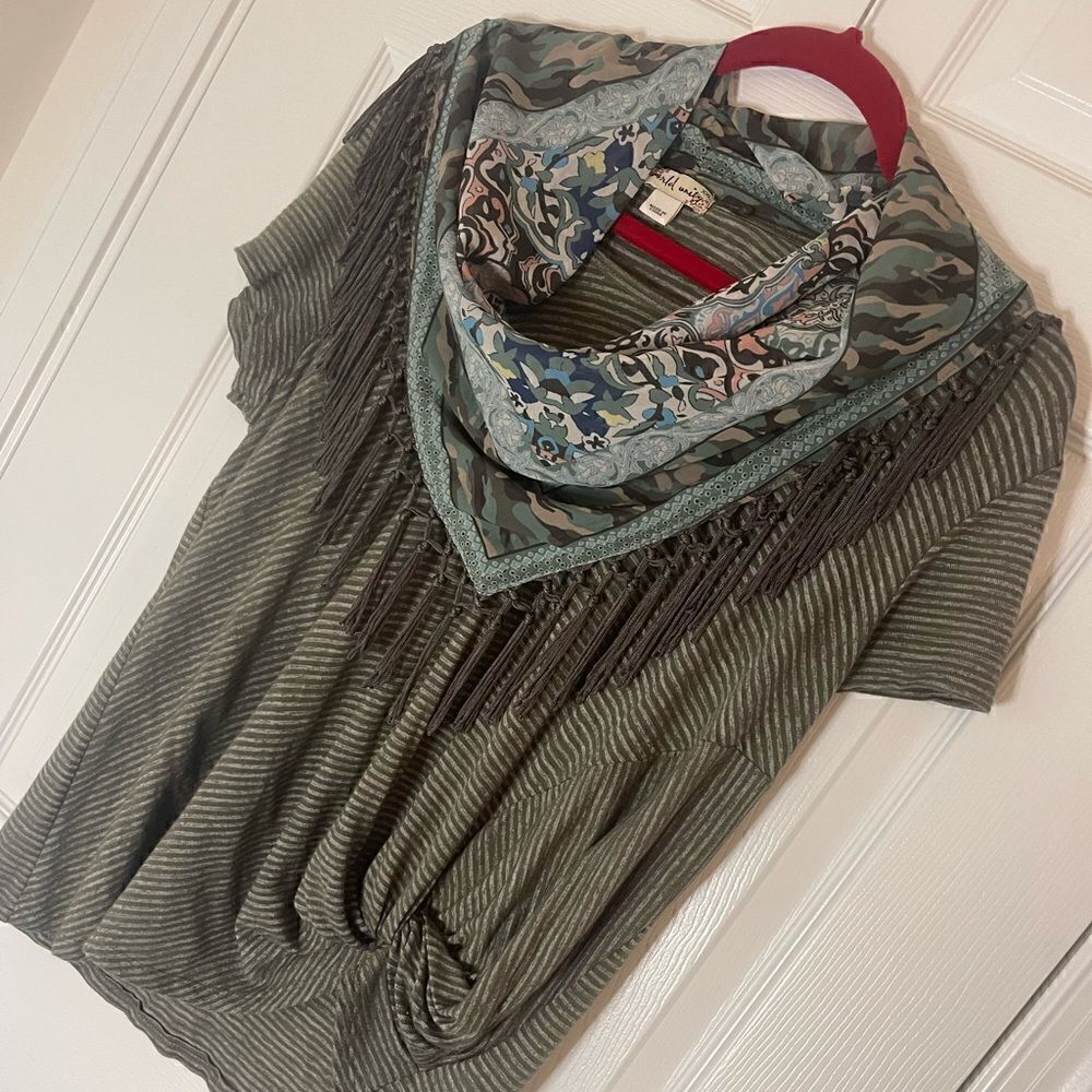 World Unity dress top, size XXL with scarf